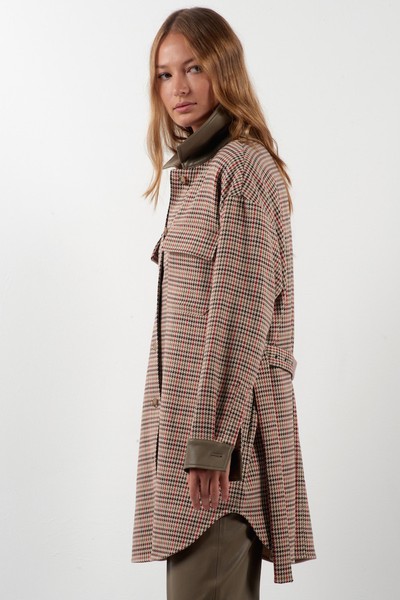 Жакет-рубашка с поясом VASSA CODE, пол женский, цвет хаки, фото №3