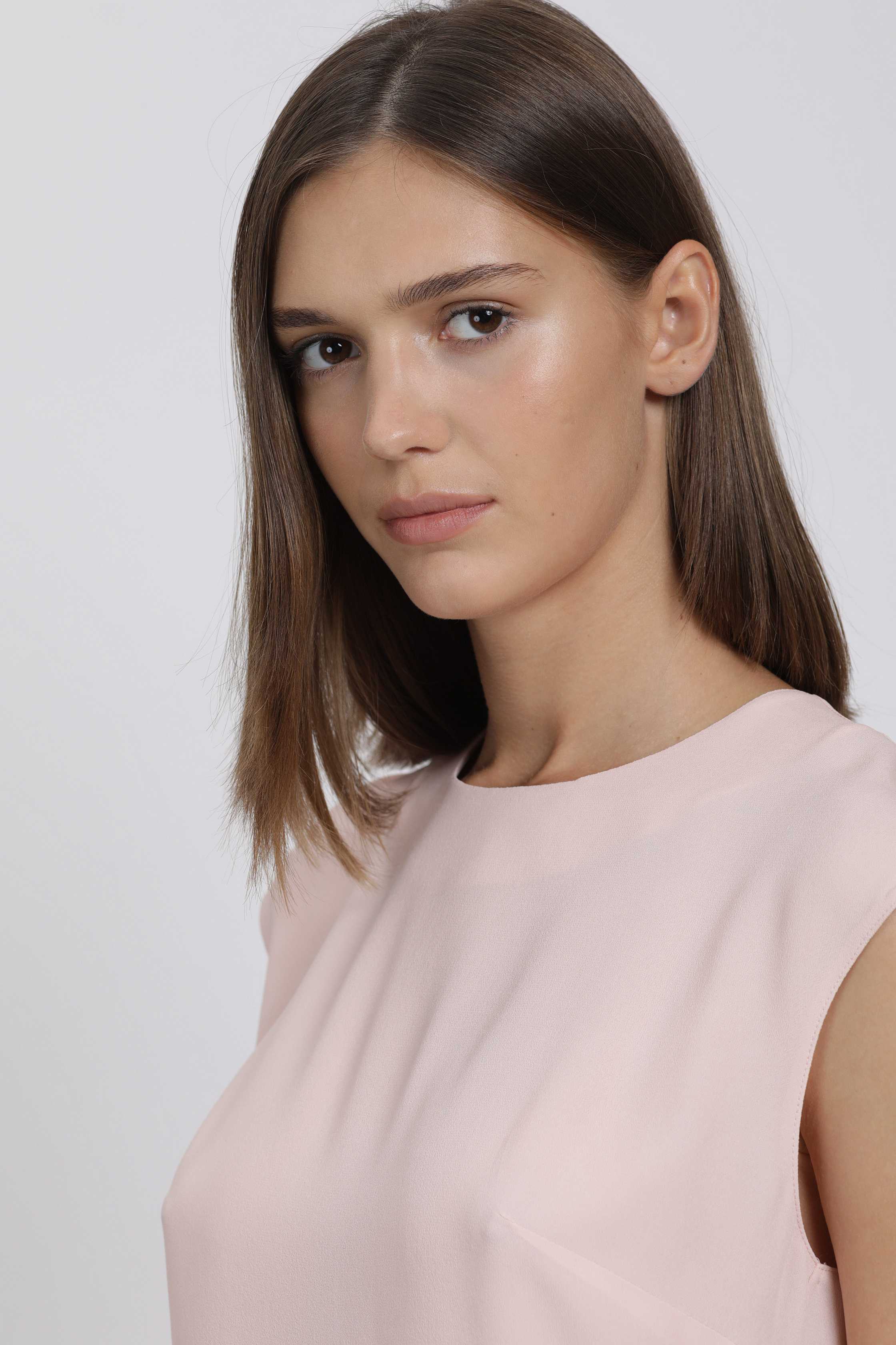 Блузка из вискозы VASSA&Co, пол женский, цвет розовый