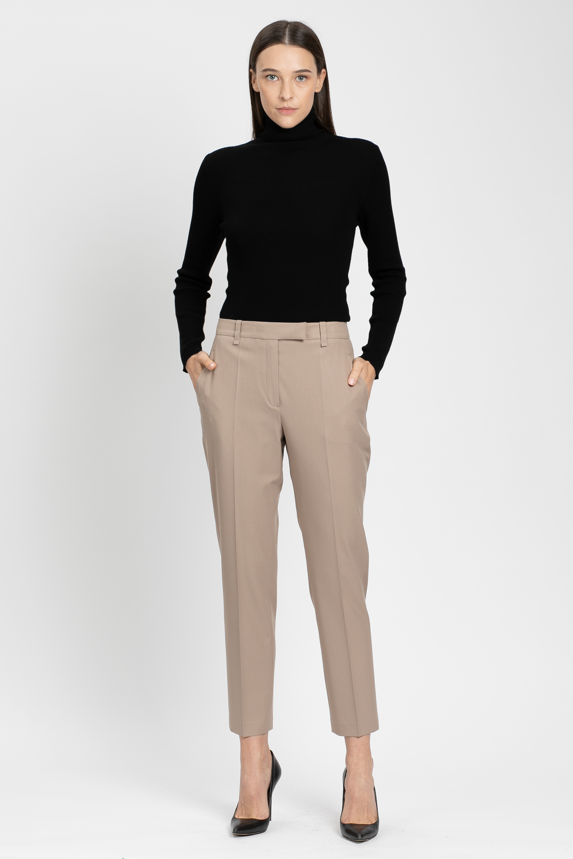 Брюки классические VASSA&Co, пол female, цвет бежевый