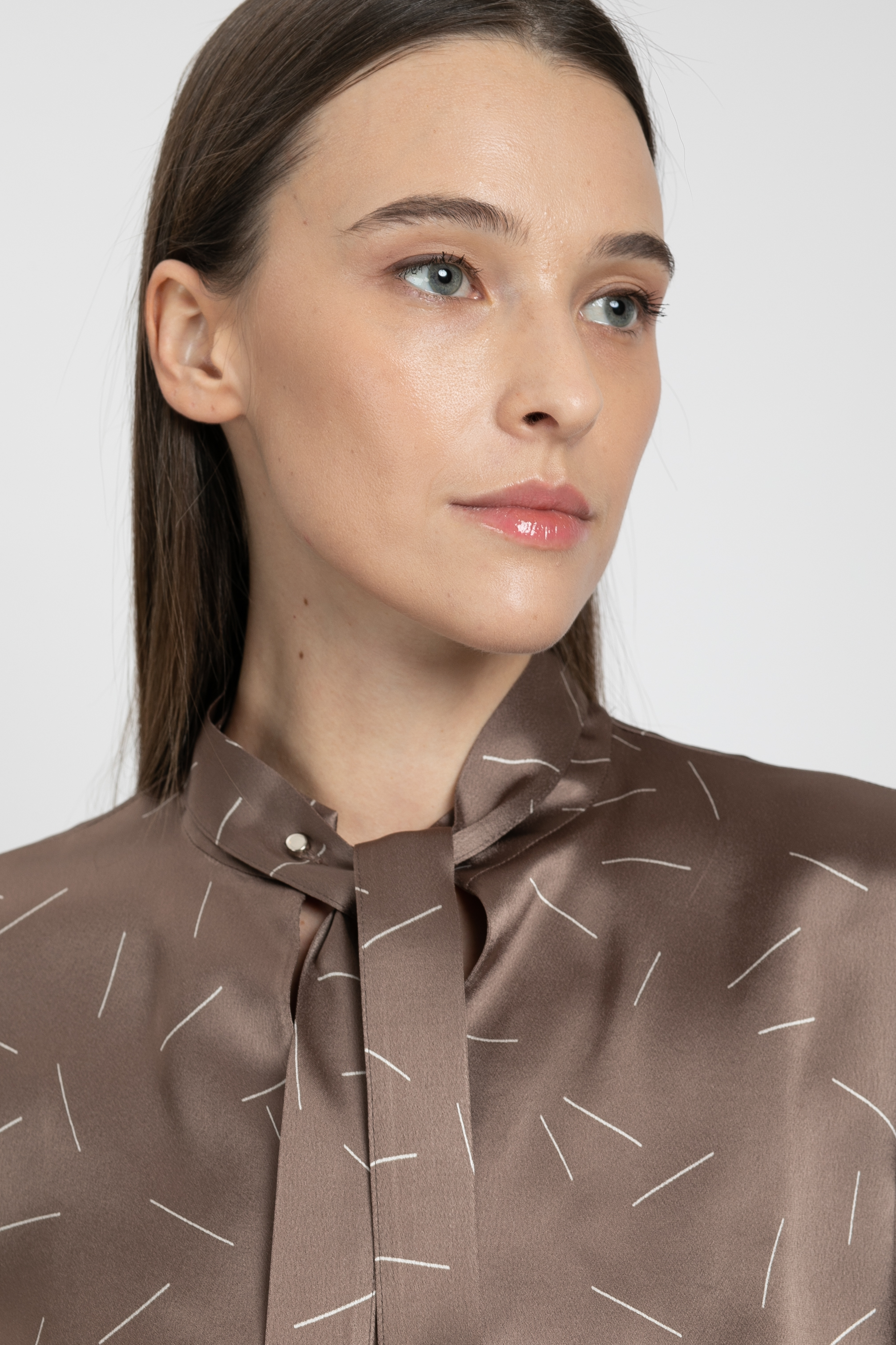 Blouse VASSA&Co, пол female, цвет бежевый