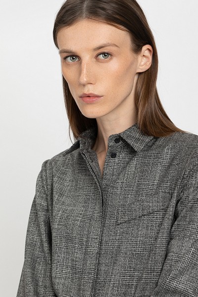 Блузка прямого силуэта VASSA&Co, пол женский, цвет черный, фото №3