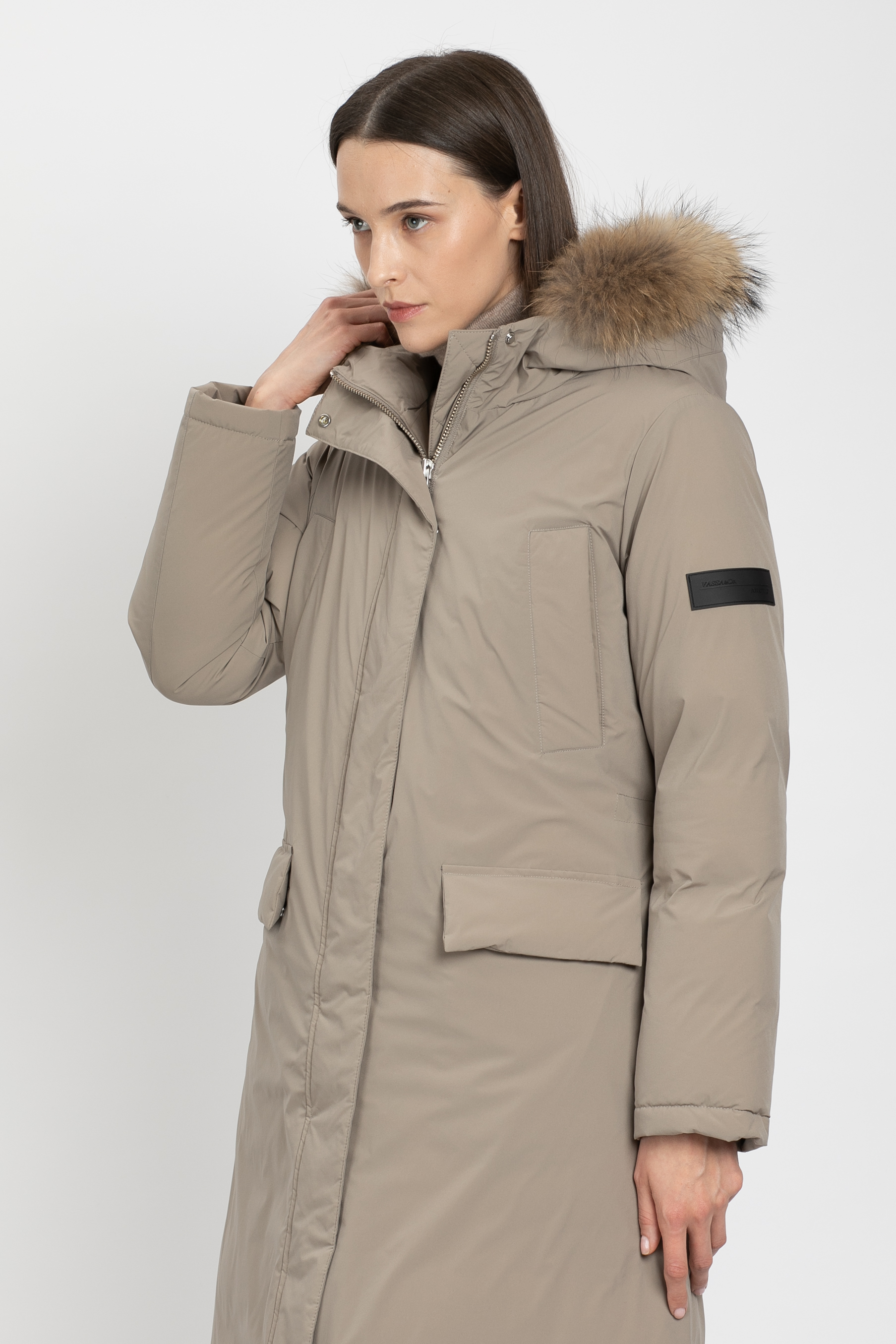 Утепленное пальто VASSA&Co, пол женский, цвет коричневый