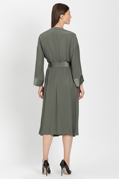 Комбинированное платье VASSA&Co, пол женский, цвет хаки, фото №6
