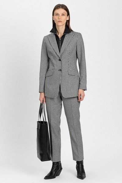 Приталенный жакет VASSA&Co, пол женский, цвет черный, фото №2