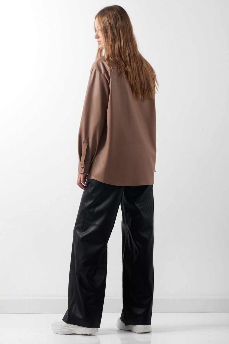 Рубашка из экокожи VASSA CODE, пол женский, цвет коричневый, фото №5