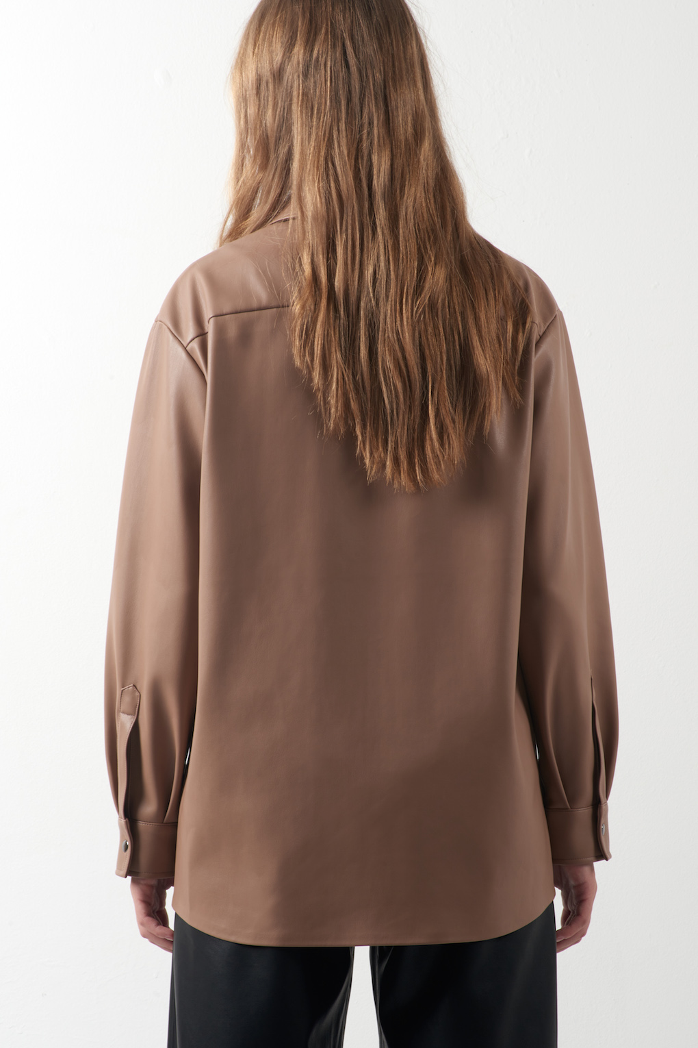 Рубашка из экокожи VASSA CODE, пол женский, цвет коричневый