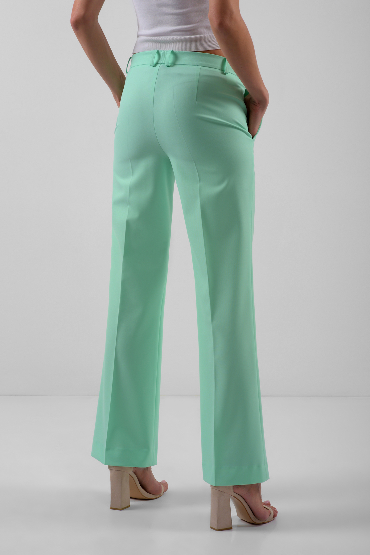 Pants VASSA&Co, пол female, цвет зеленый, фото №4