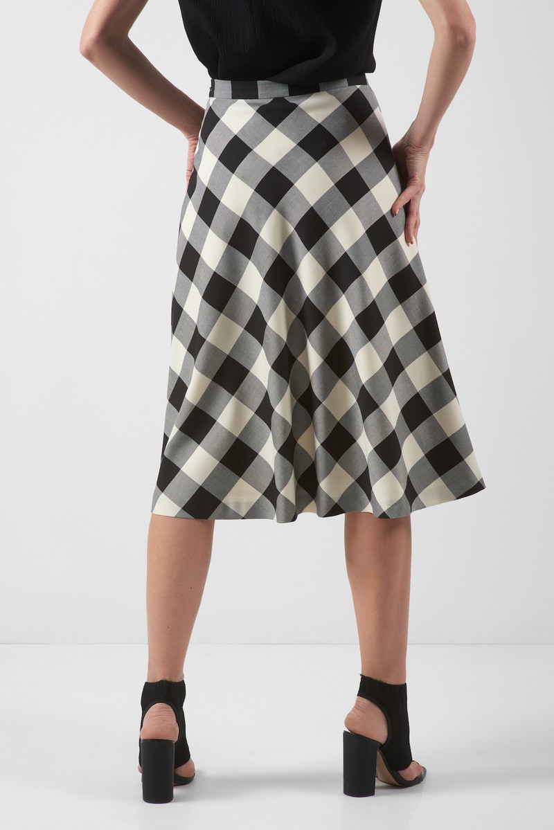 Юбка А-силуэта VASSA&Co, пол женский, цвет черный, фото №3