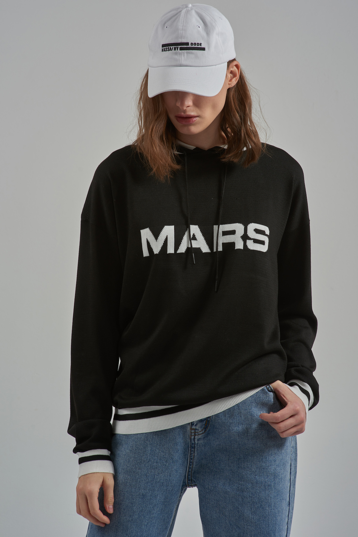 Hoodie VASSA CODE, пол female, цвет black