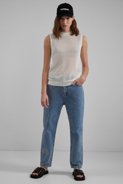 Top VASSA CODE, пол female, цвет white, фото №2