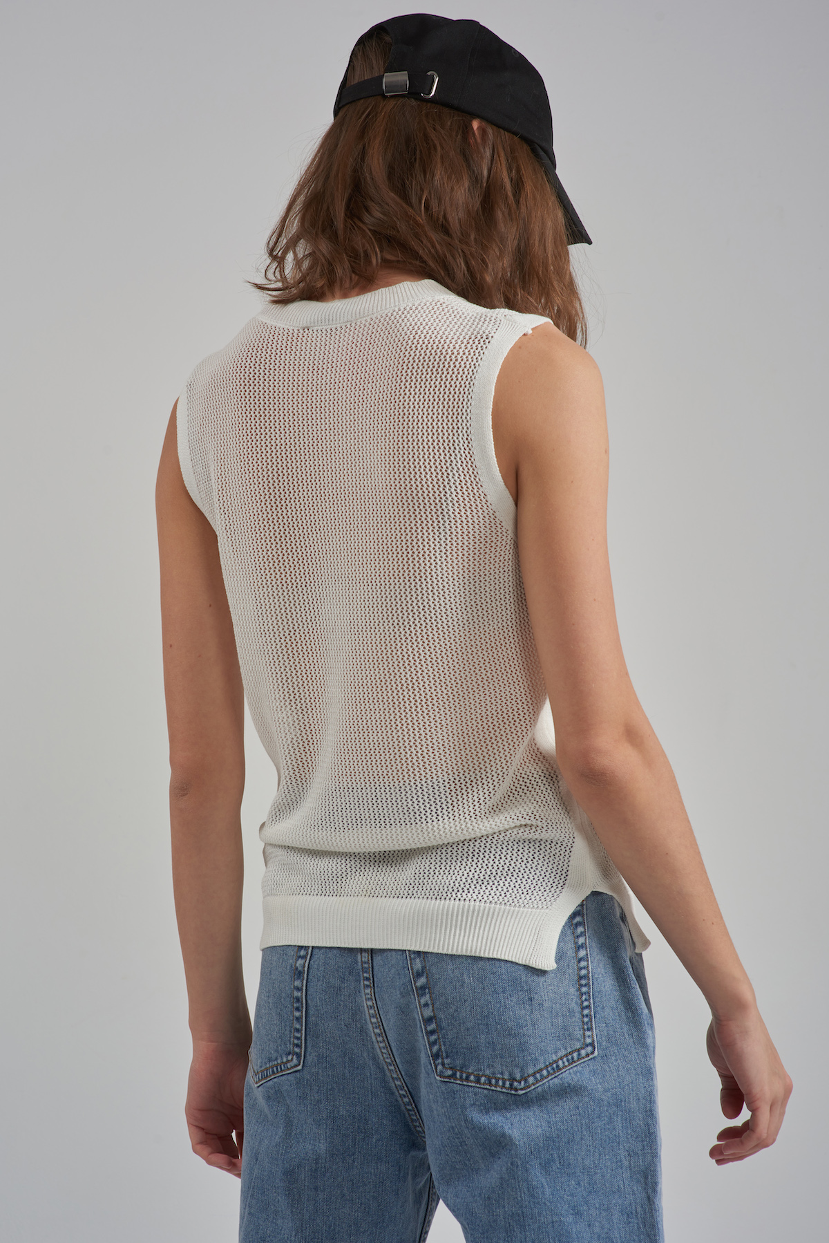 Трикотажный топ VASSA CODE, пол женский, цвет белый