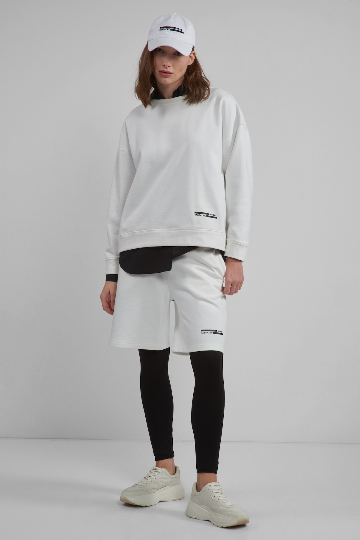 Толстовка oversize VASSA CODE, пол женский, цвет белый