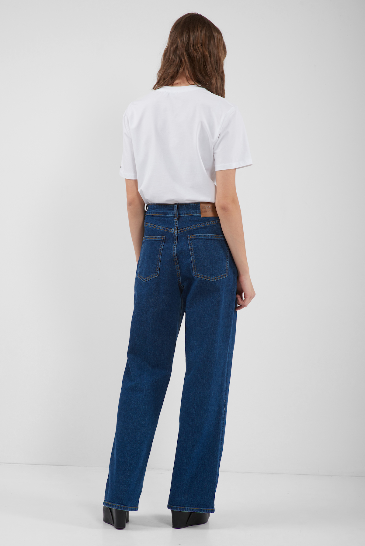 Джинсы с широкими штанинами и высокой посадкой VASSA CODE, пол женский, цвет синий