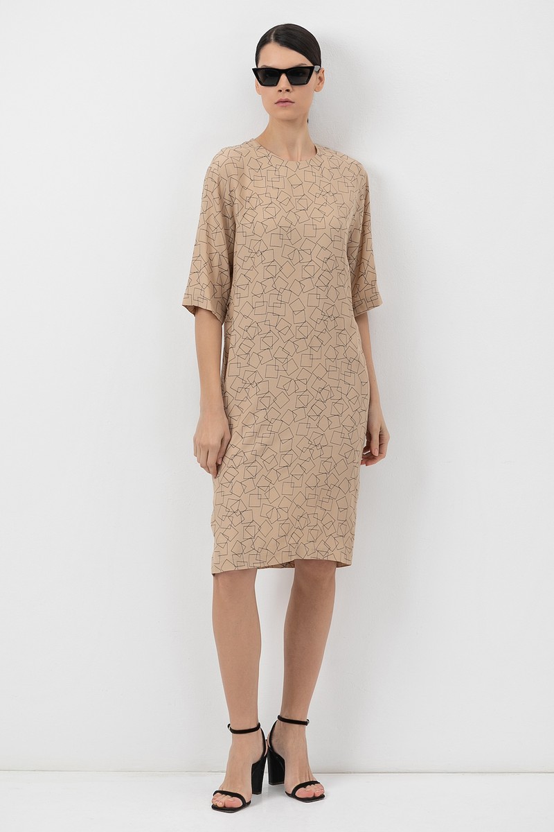 Платье с графическим принтом VASSA&Co, пол женский, цвет бежевый, фото №2