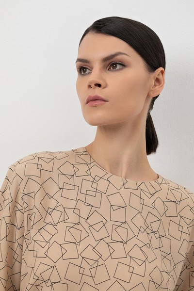 Платье с графическим принтом VASSA&Co, пол женский, цвет бежевый, фото №3