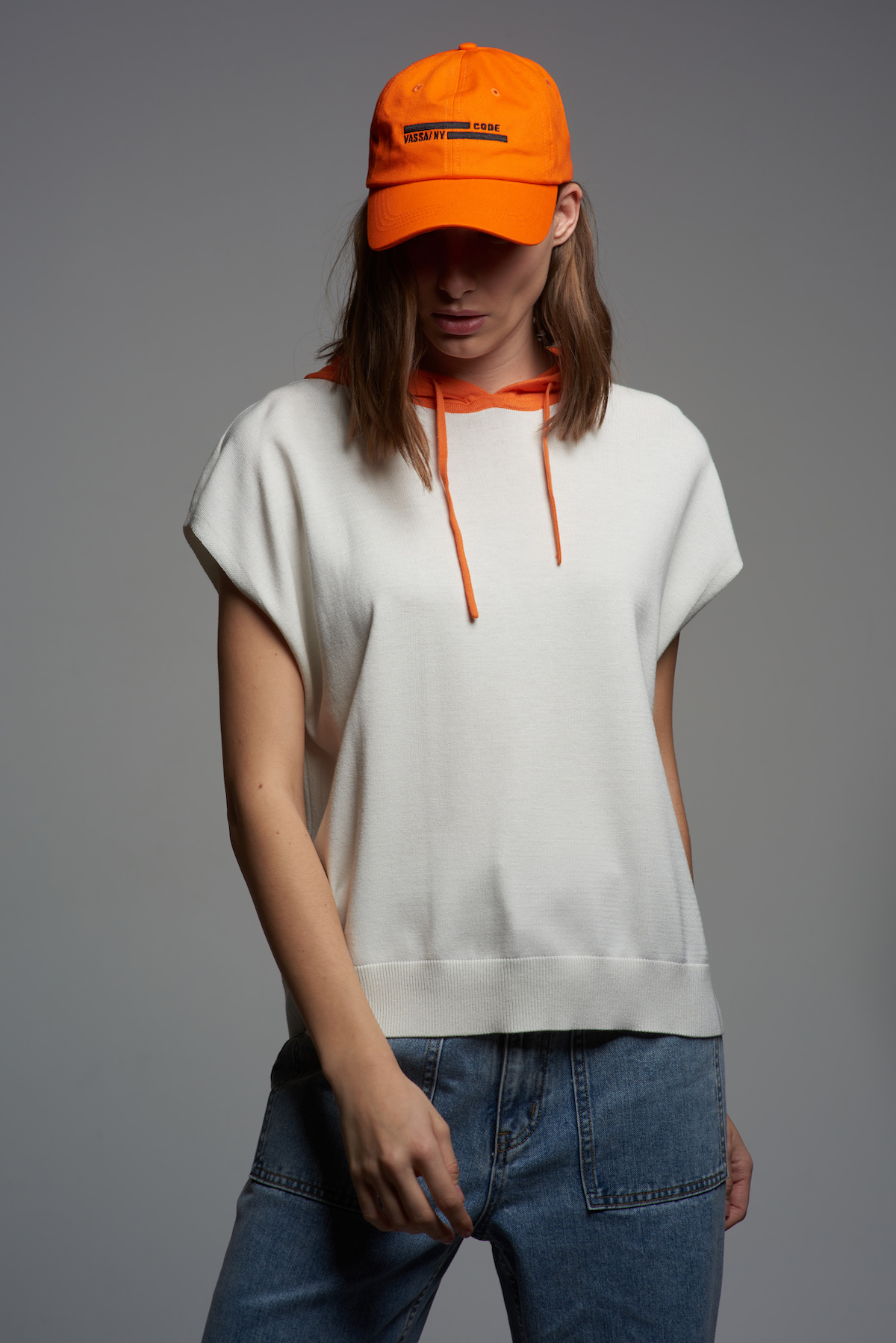 Hoodie VASSA CODE, пол female, цвет white