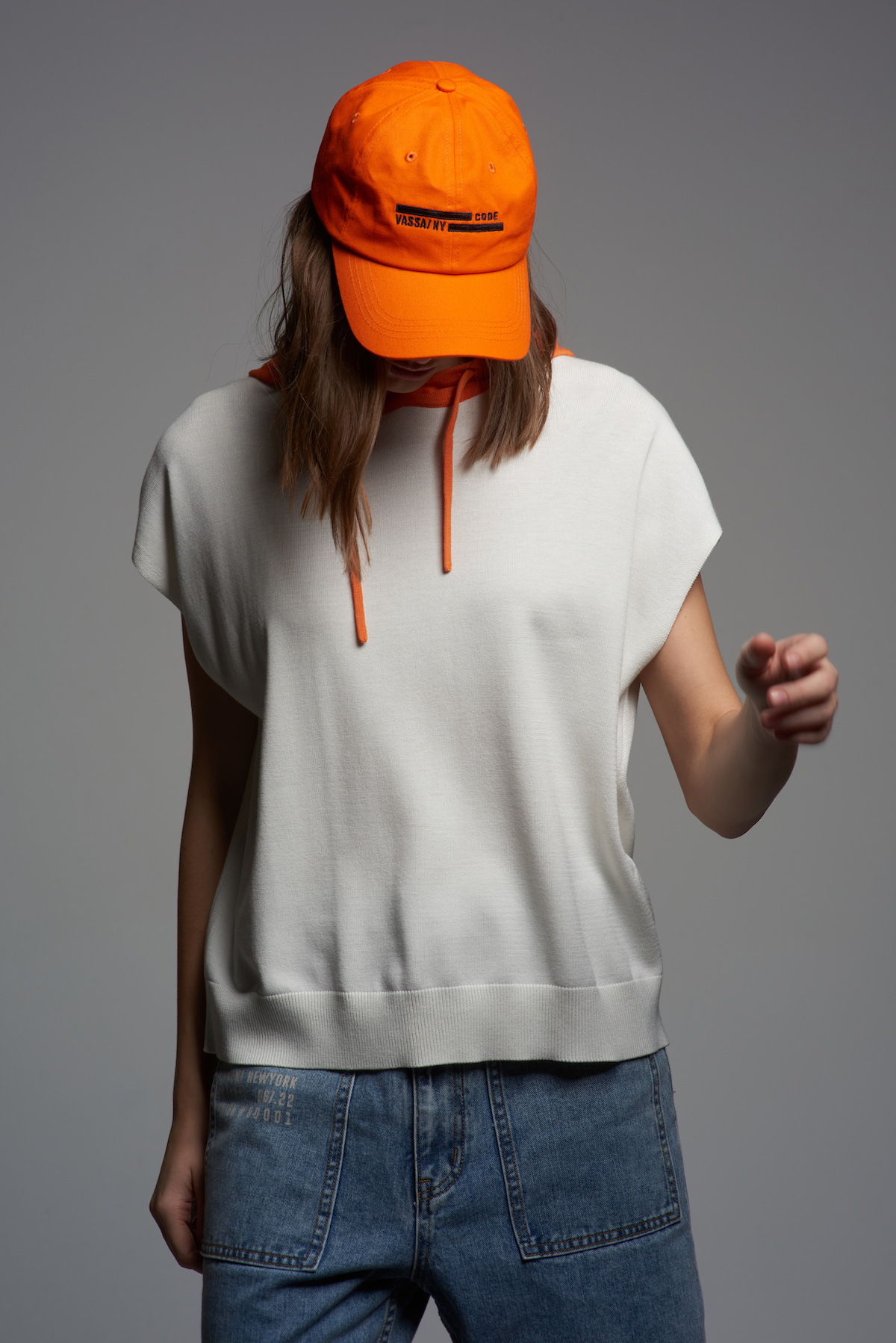 Hoodie VASSA CODE, пол female, цвет white