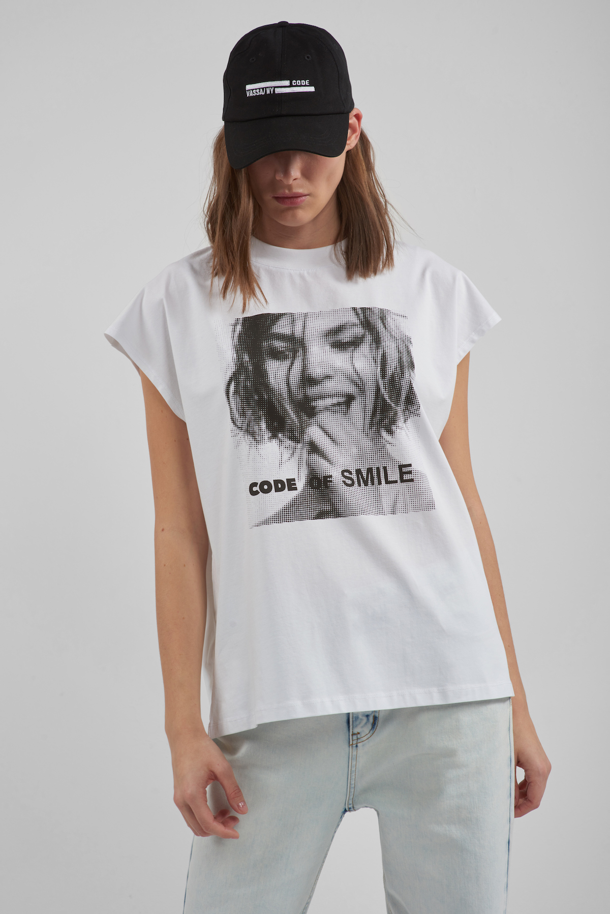 Футболка c принтом VASSA CODE, пол женский, цвет белый