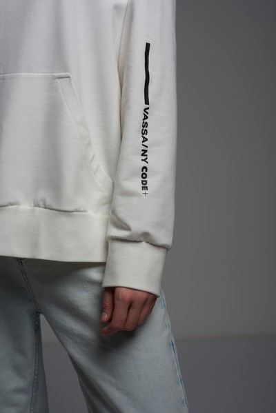 Худи с принтом VASSA CODE, пол женский, цвет белый, фото №6