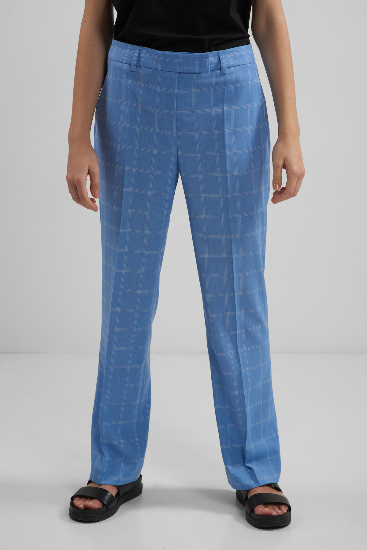 Брюки прямые VASSA CODE, пол женский, цвет голубой