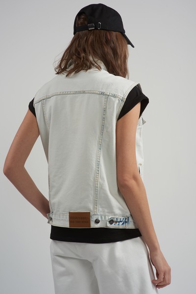 Джинсовый жилет VASSA CODE, пол женский, цвет голубой, фото №5