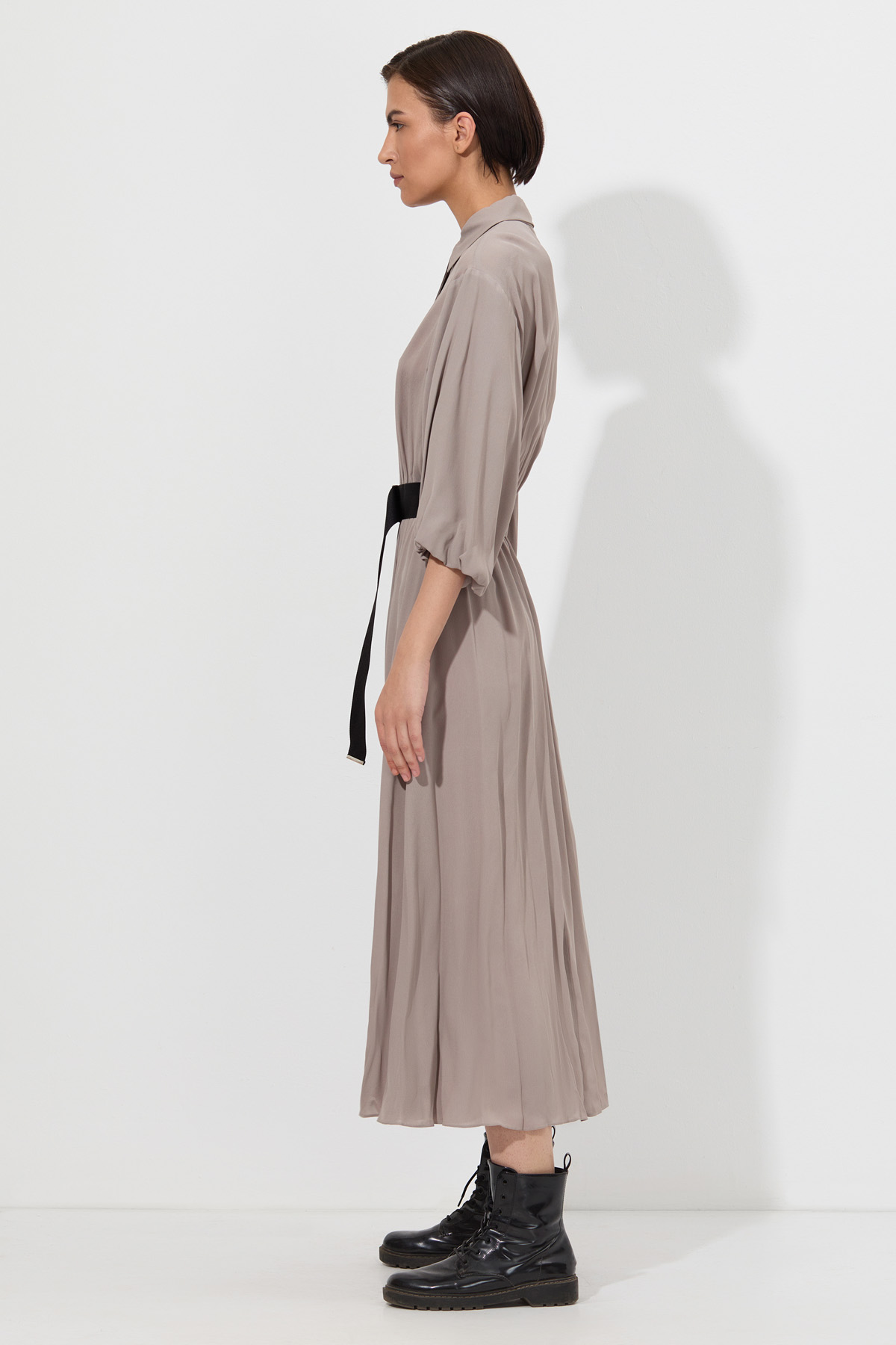 Платье VASSA&Co, пол женский, цвет коричневый