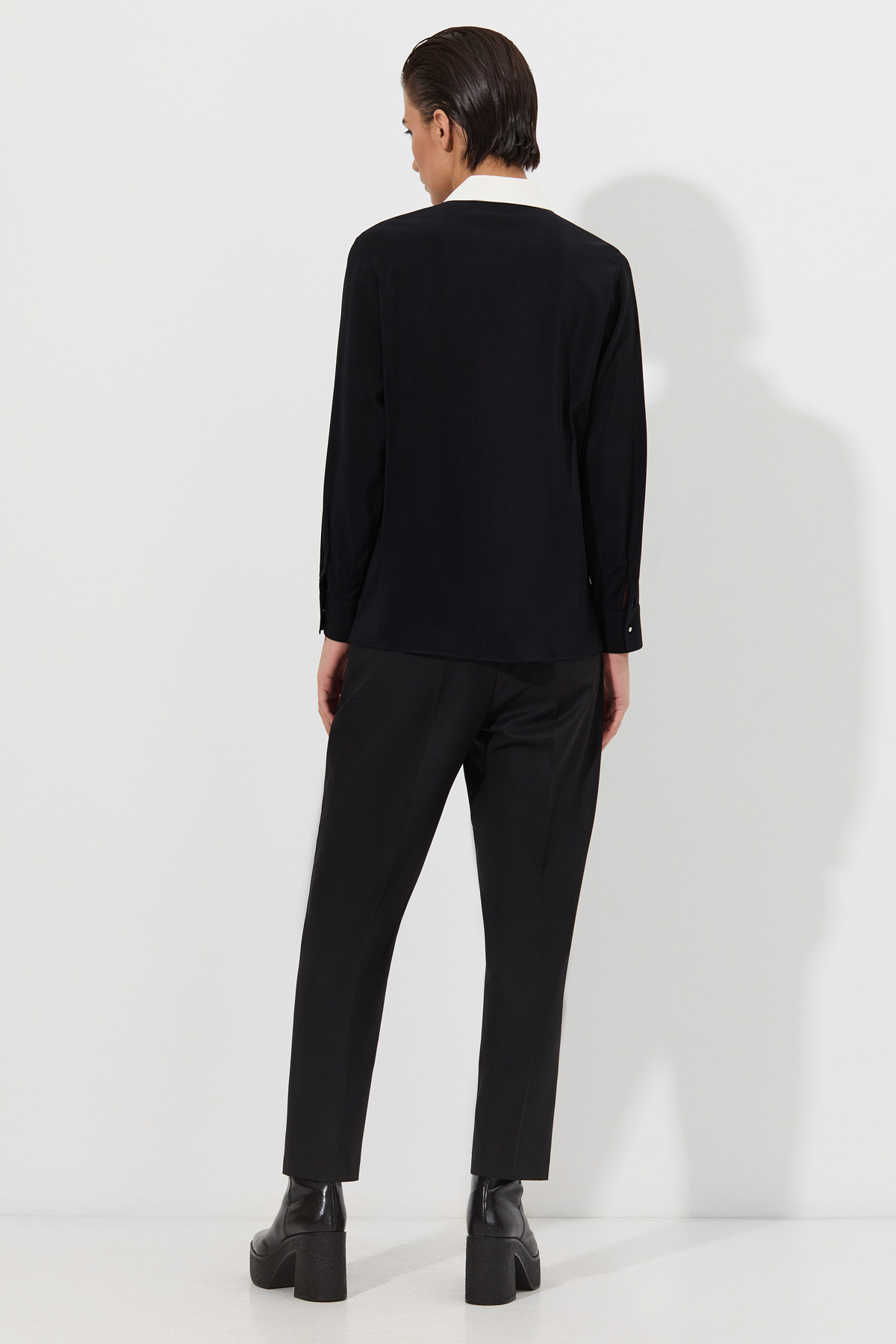 Blouse VASSA&Co, пол female, цвет black