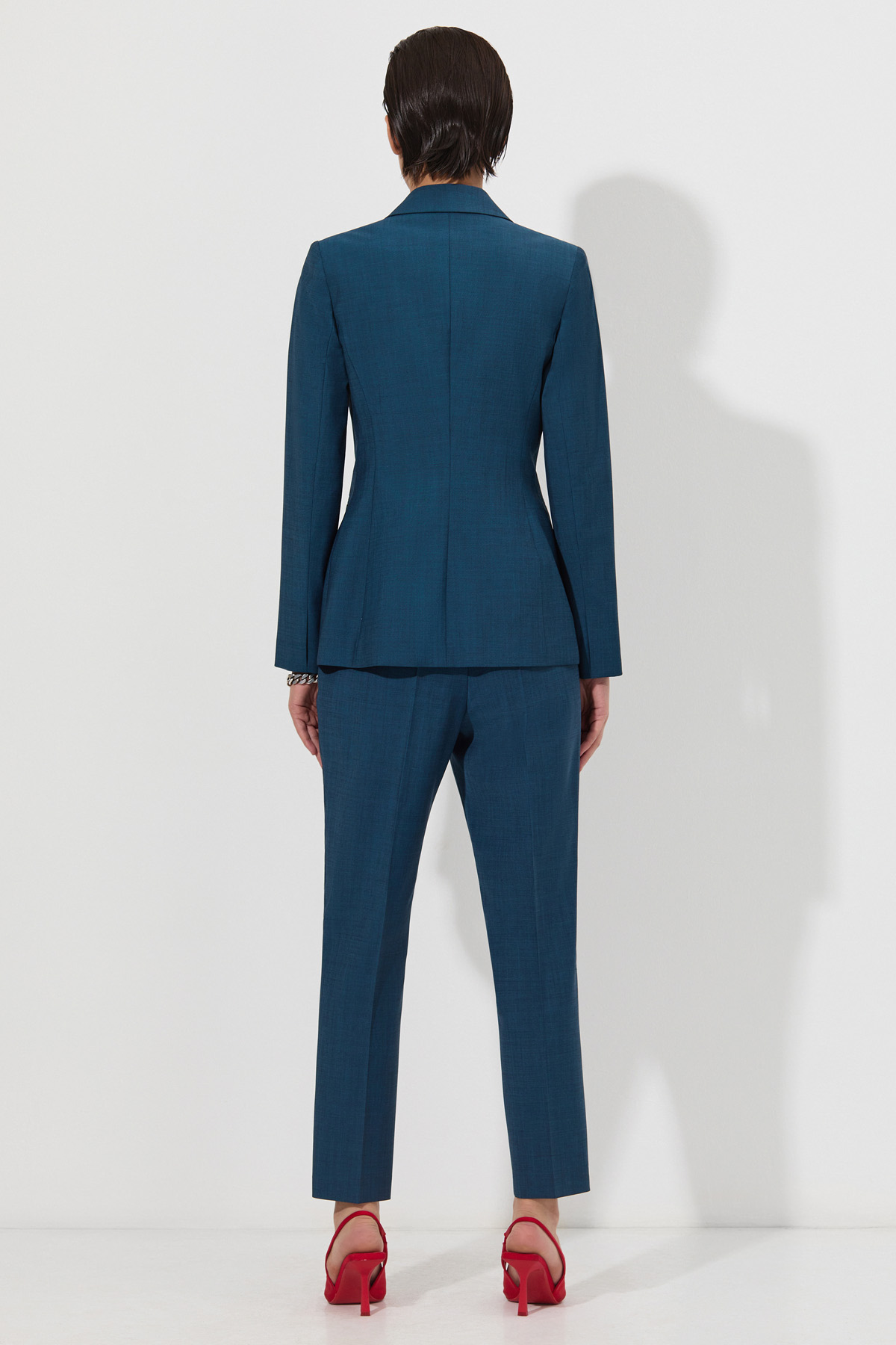 Брюки VASSA&Co, пол женский, цвет синий