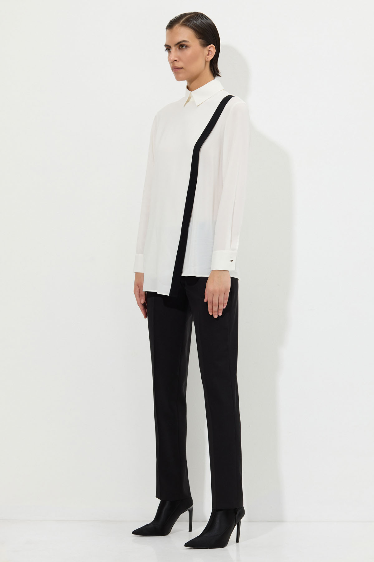 Blouse VASSA&Co, пол female, цвет White
