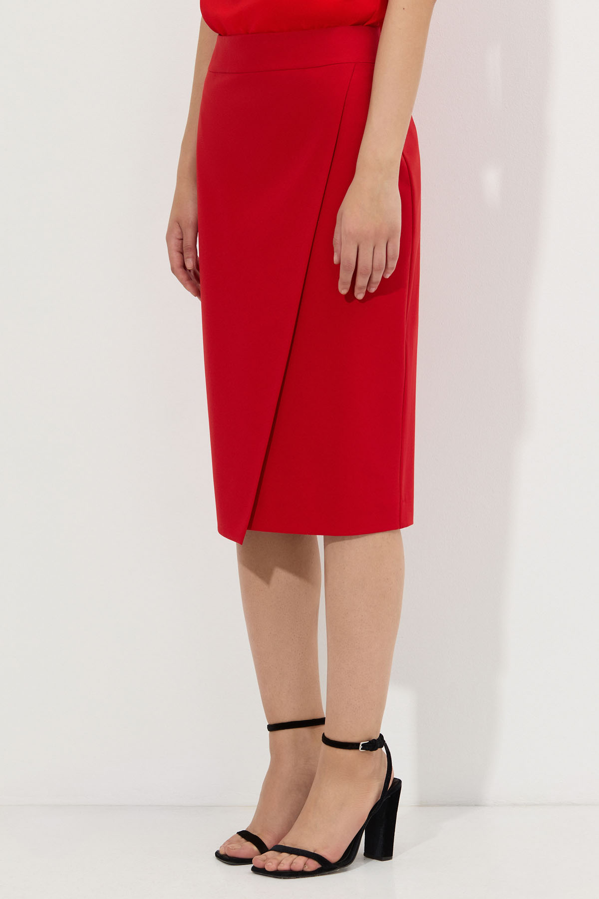 Юбка-карандаш VASSA&Co, пол женский, цвет красный