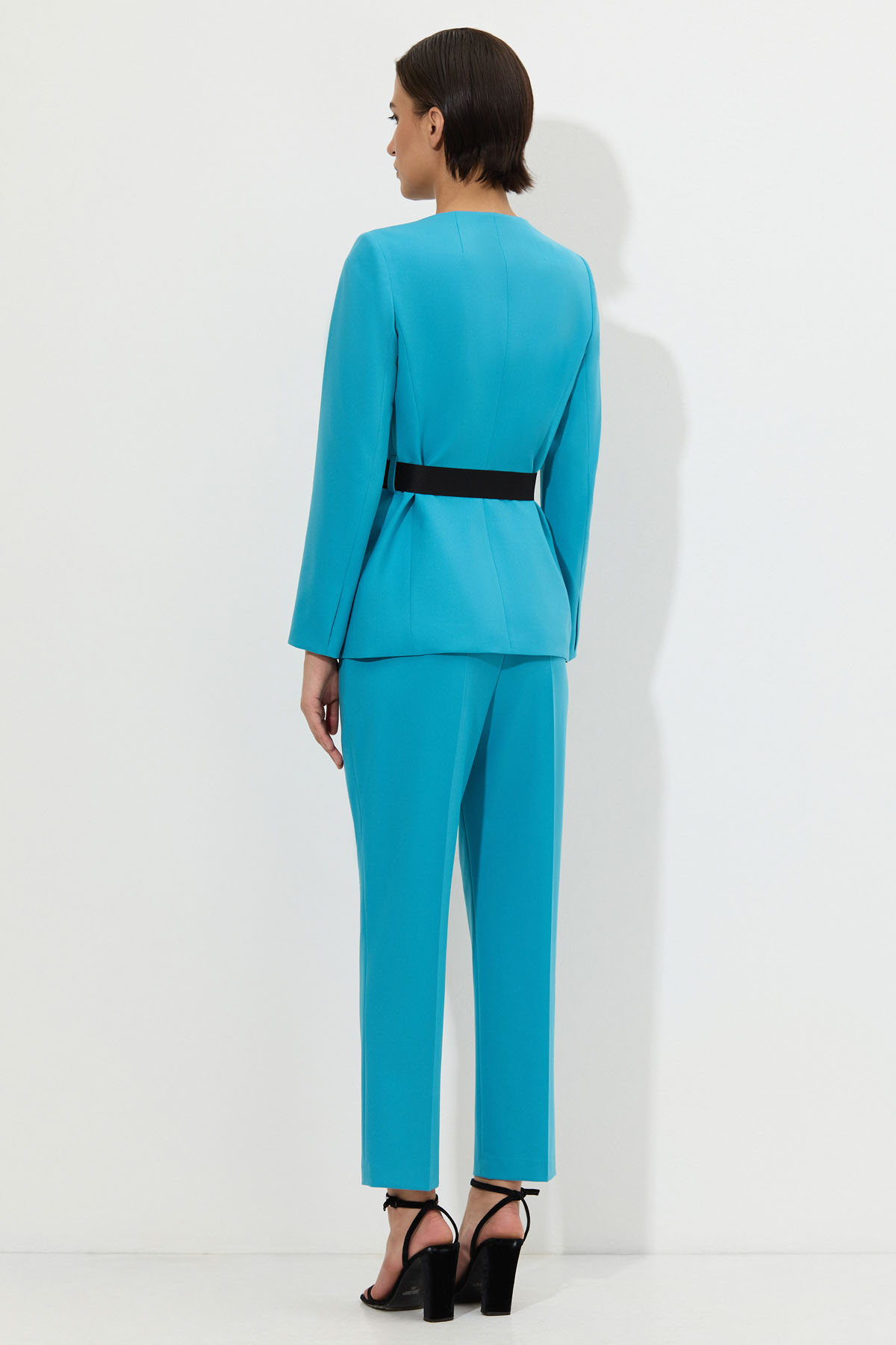 Jacket VASSA&Co, пол female, цвет голубой