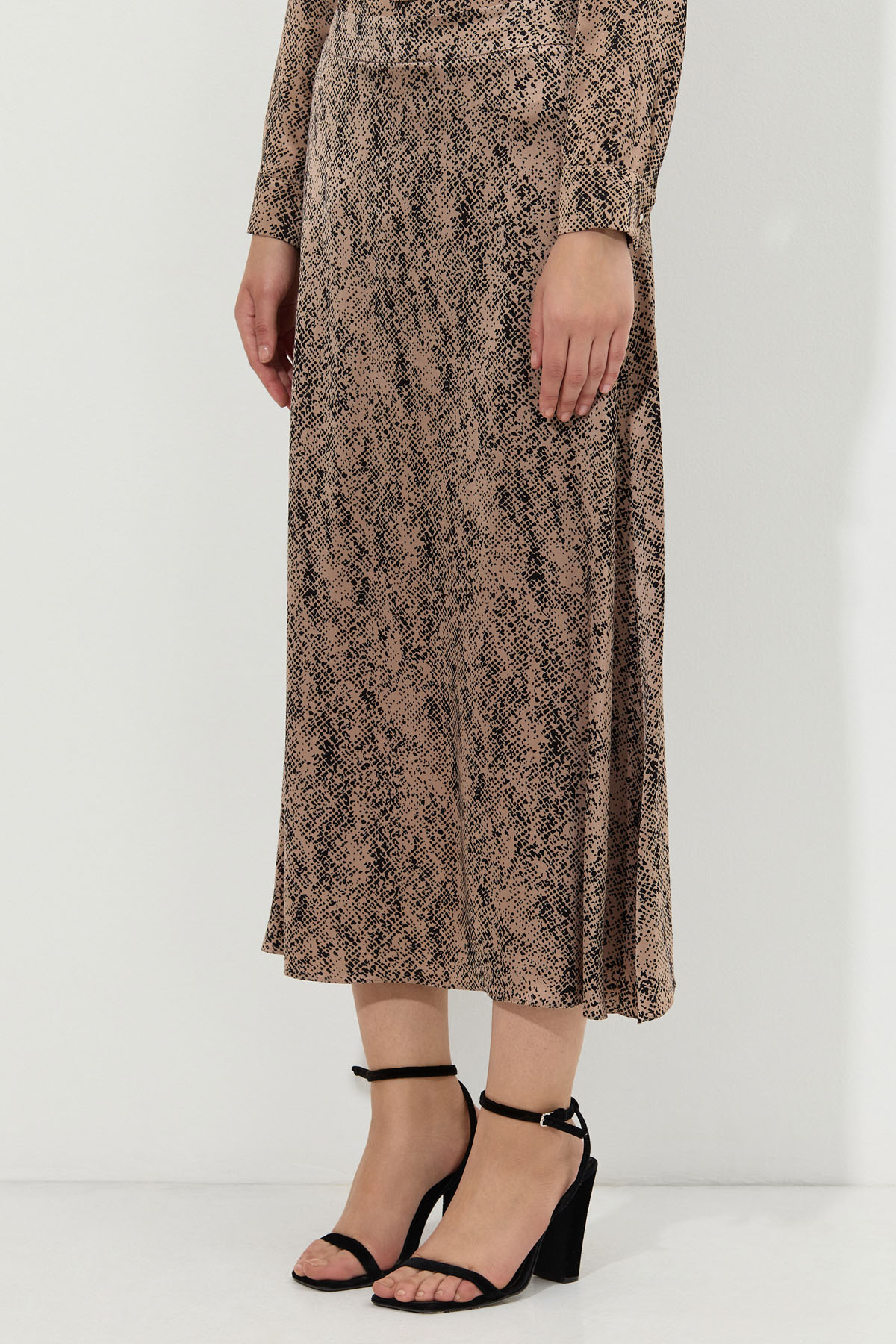 Юбка из вискозы VASSA&Co, пол женский, цвет коричневый