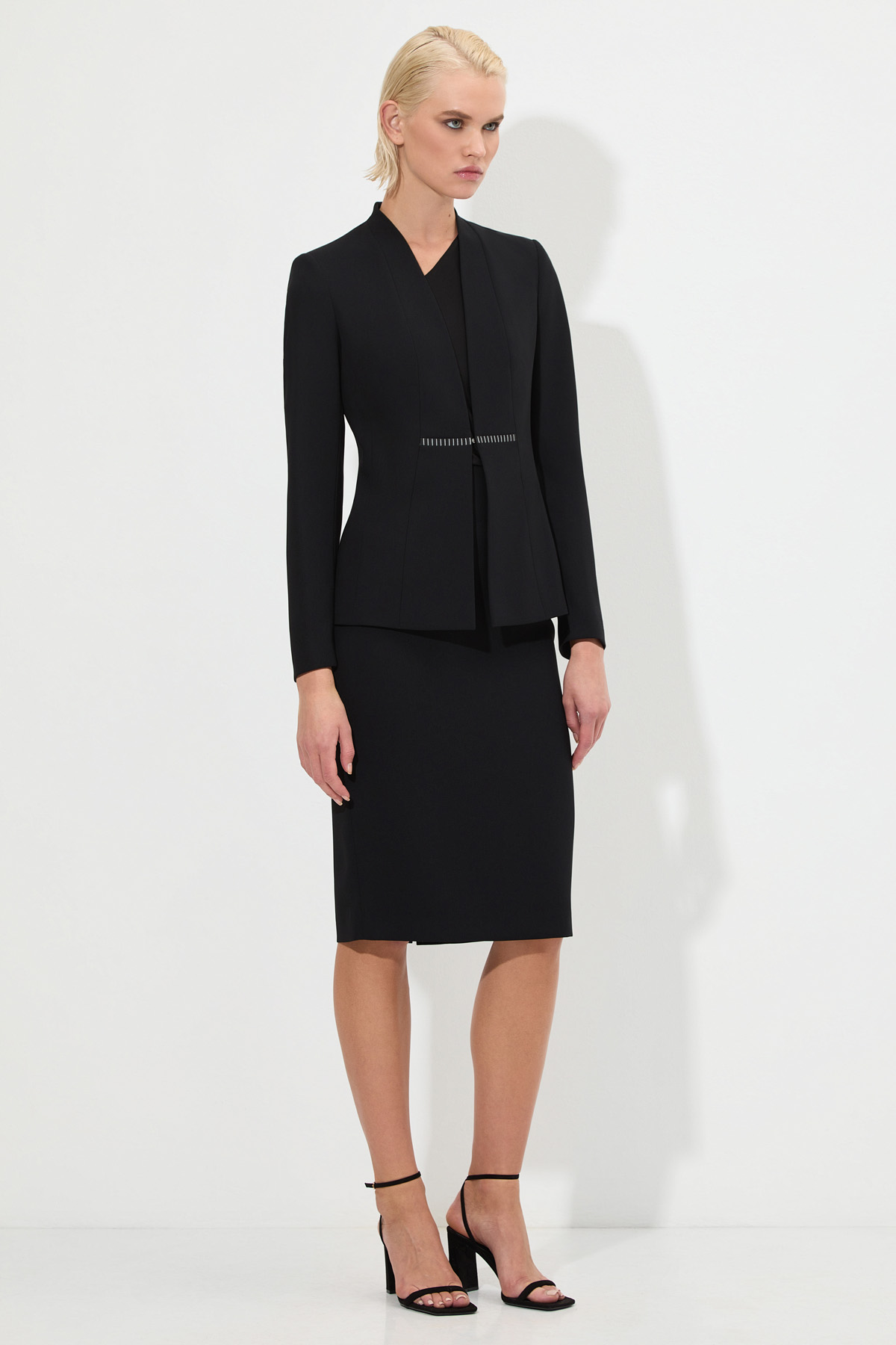 Юбка-карандаш VASSA&Co, пол женский, цвет черный