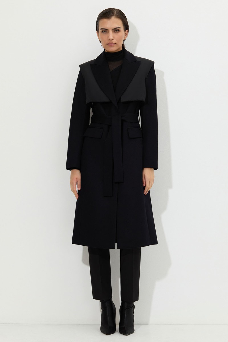 Пальто со съемной манишкой VASSA&Co, пол женский, цвет черный, фото №2