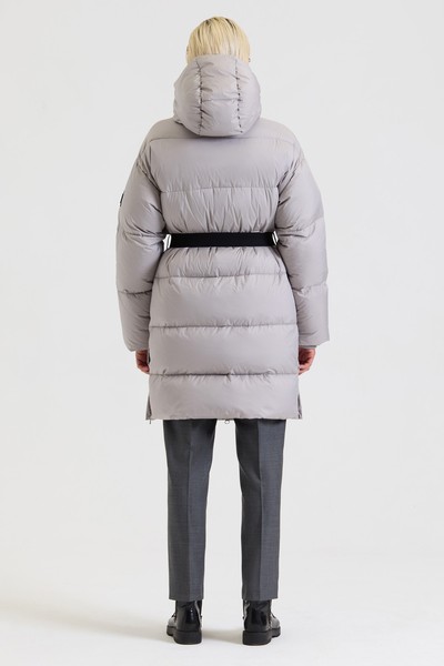 Пуховик VASSA&Co, пол женский, цвет коричневый, фото №2