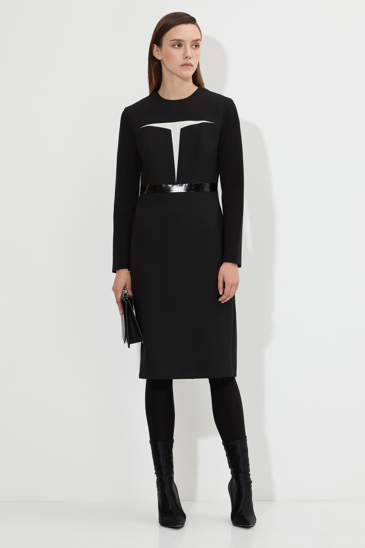 Платье с контрастной вставкой VASSA&Co, пол женский, цвет черный