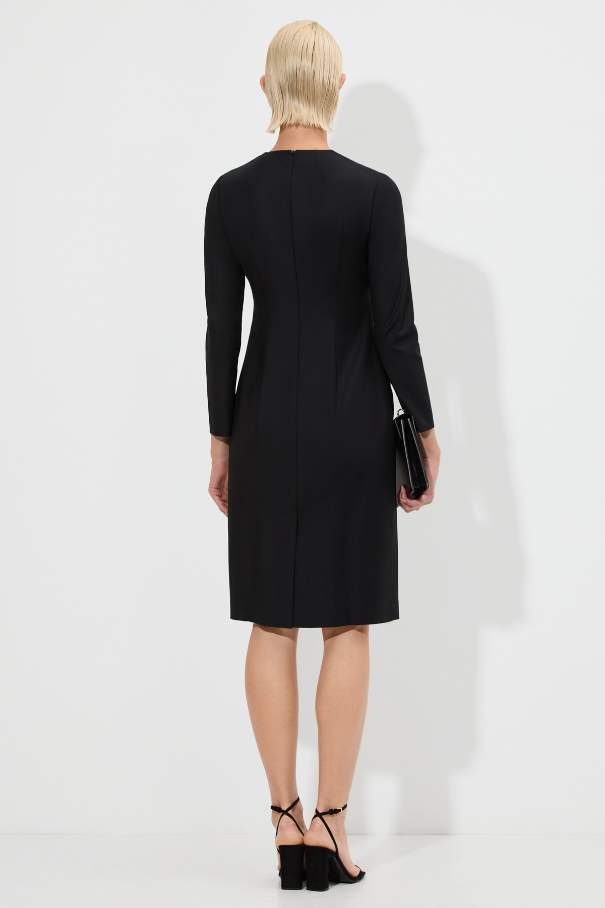 Dress VASSA&Co, пол female, цвет black