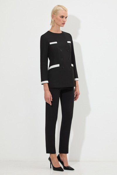 Приталенный жакет VASSA&Co, пол женский, цвет черный, фото №4