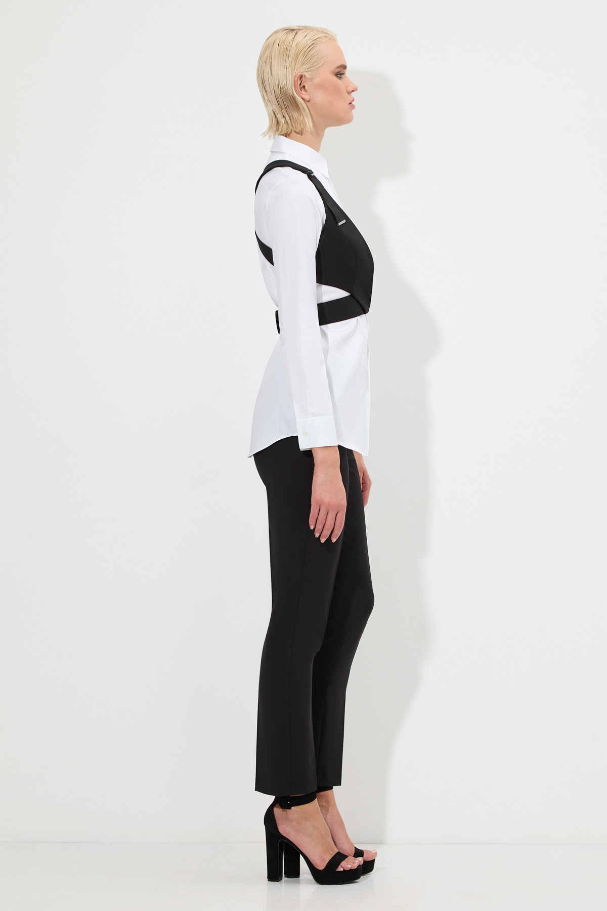 Vest VASSA&Co, пол female, цвет black