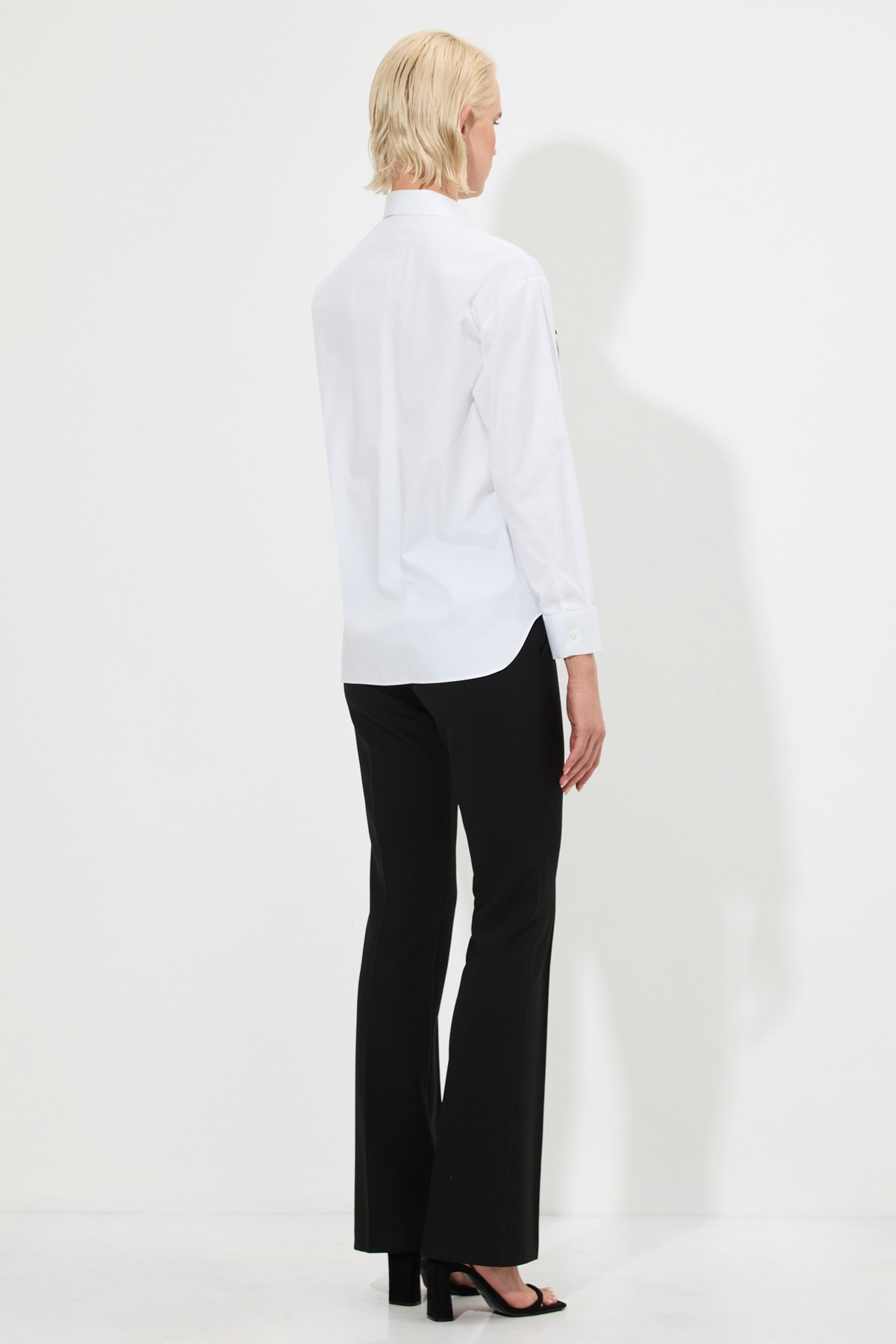 Дизайнерская блузка VASSA&Co, пол женский, цвет белый