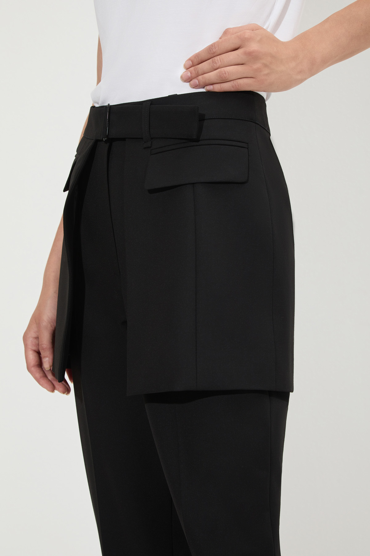 Pants VASSA&Co, пол female, цвет black