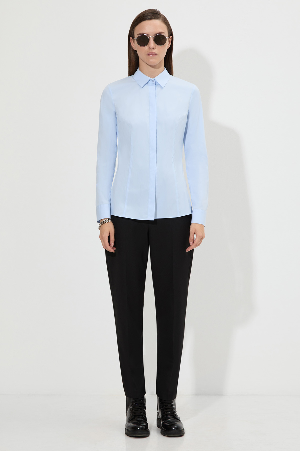 Pants VASSA&Co, пол female, цвет black