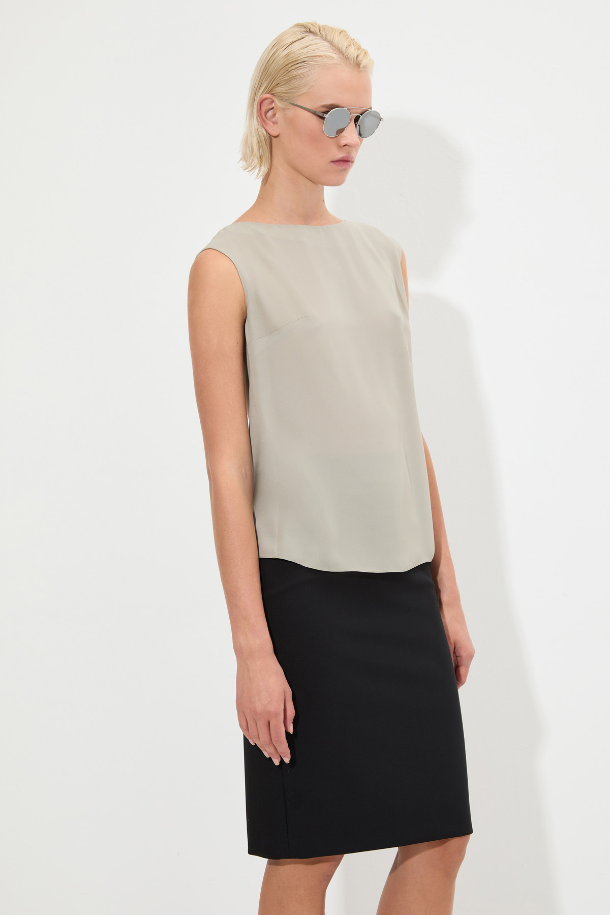 Блузка VASSA&Co, пол женский, цвет коричневый