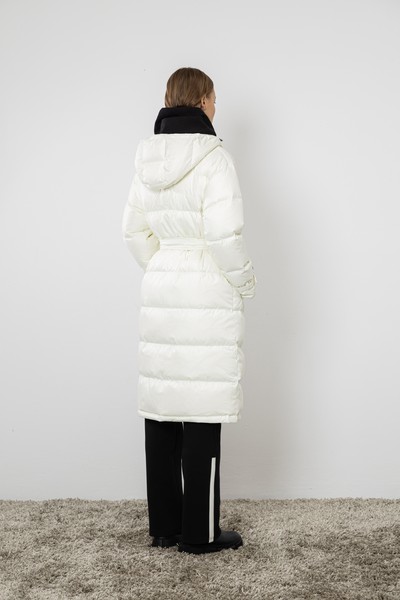 Пальто на молнии с капюшоном на кнопках VASSA CODE, пол женский, цвет белый, фото №5