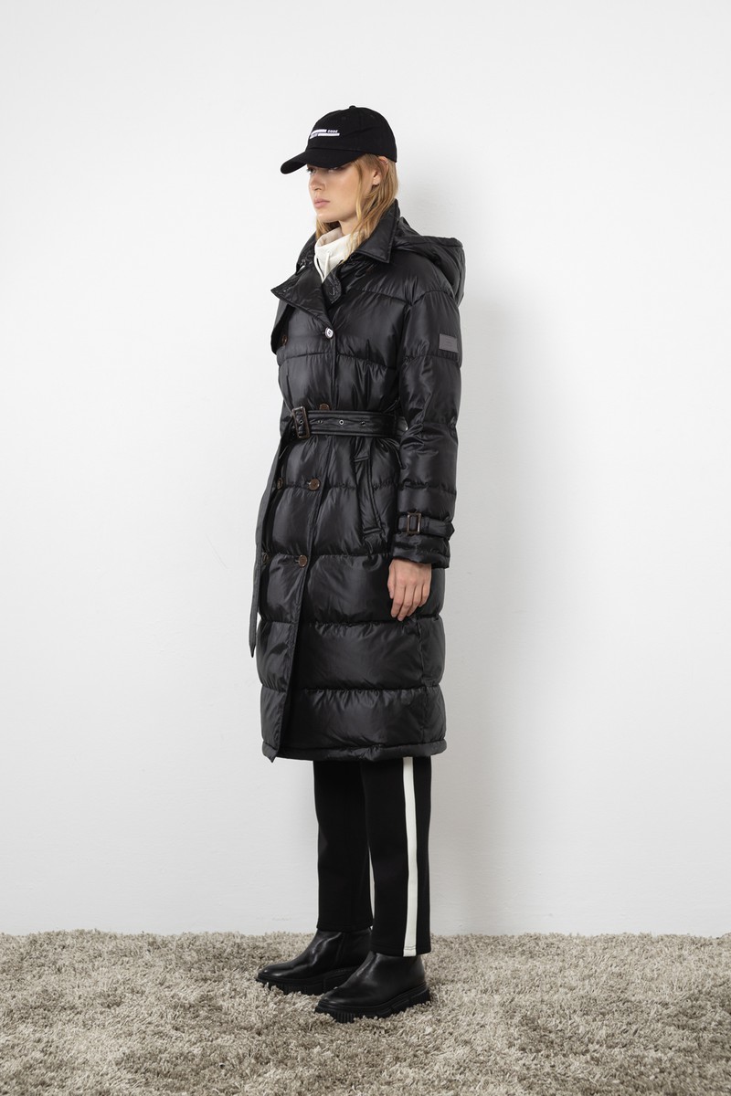 Пальто на молнии с капюшоном на кнопках VASSA CODE, пол женский, цвет черный, фото №4