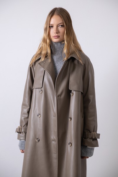 Утепленный плащ VASSA CODE, пол женский, цвет серый, фото №2