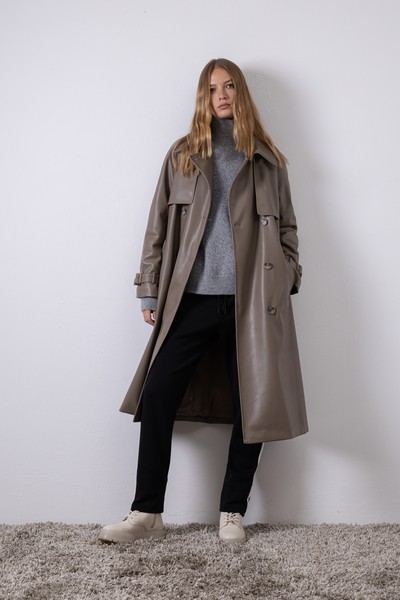 Утепленный плащ VASSA CODE, пол женский, цвет серый, фото №4