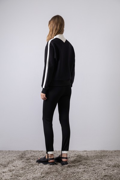 Свитшот с контрастными вставками , пол женский, цвет черный, фото №5