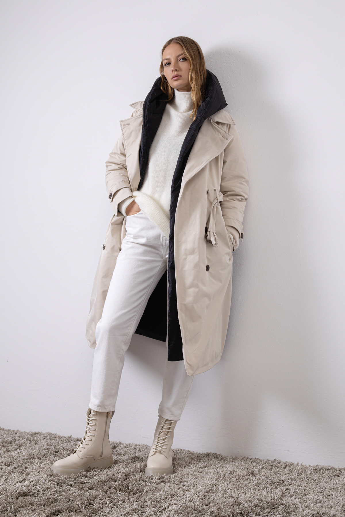 Coat VASSA CODE, пол female, цвет бежевый
