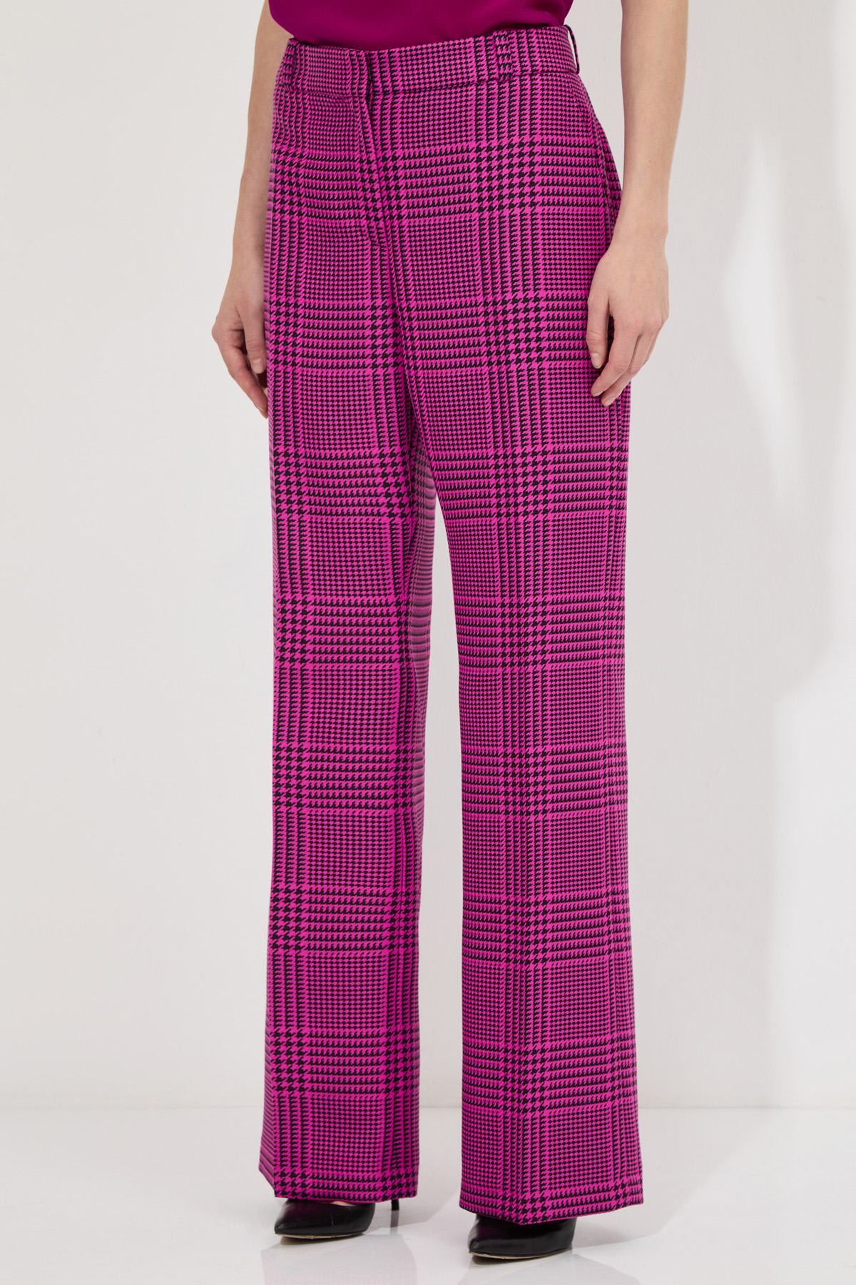 Брюки VASSA&Co, пол женский, цвет розовый